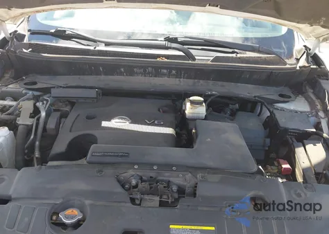 2014 Nissan Pathfinder Platinum from USA, damaged, VIN 5N1AR2MM7EC630537